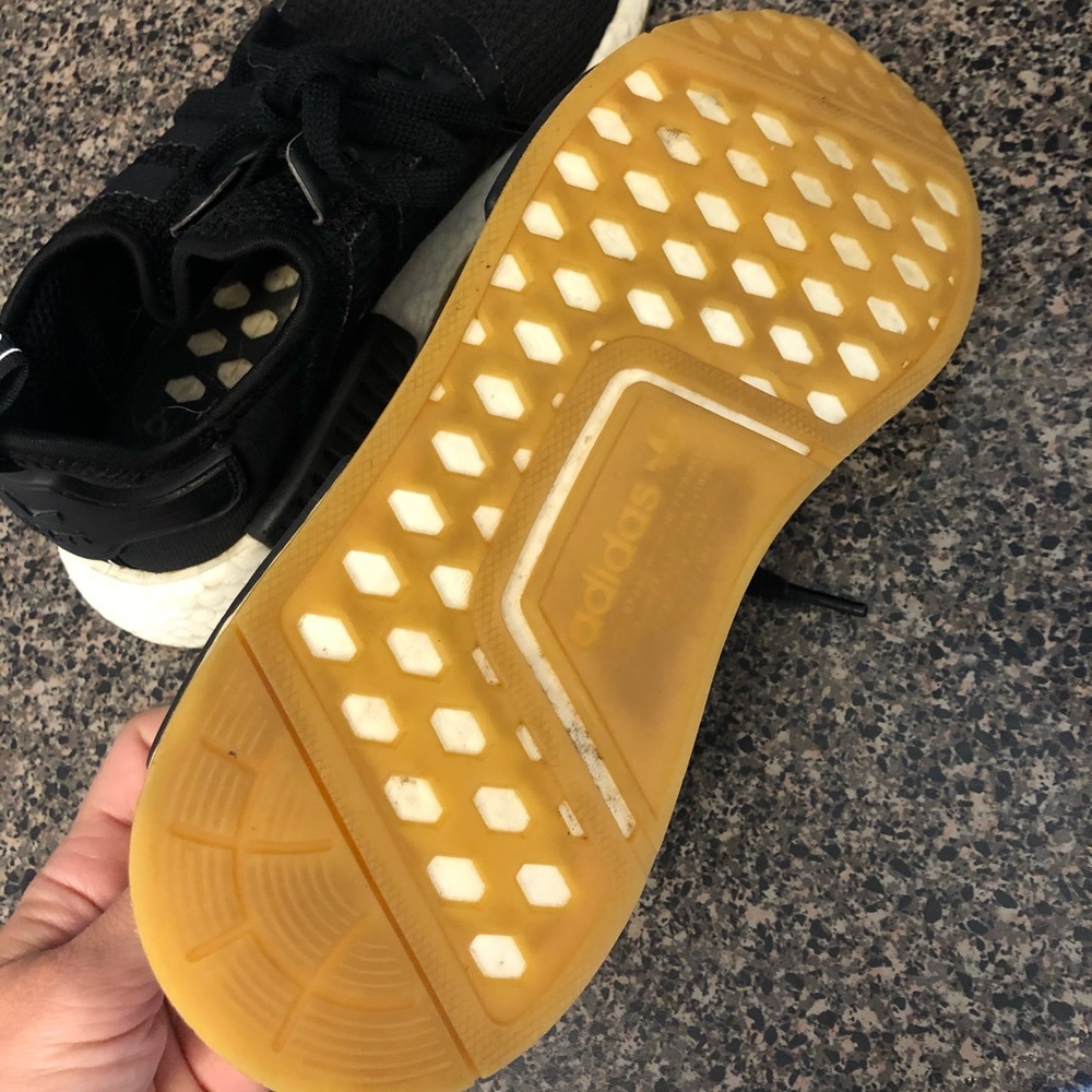 NMD R1 adidas - Picture 7 of 9